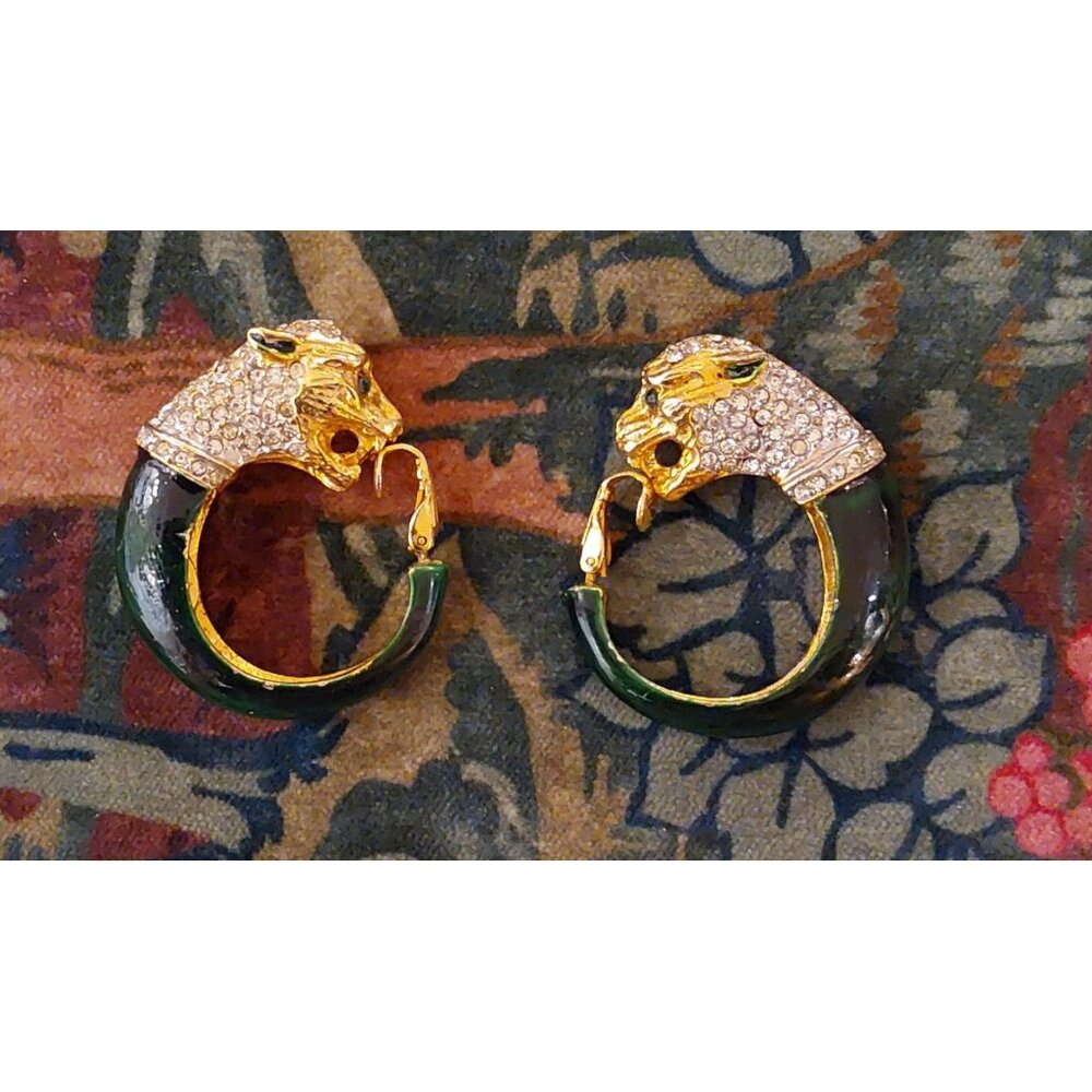 VINTAGE UNBRANDED Green Enamel, Rhinestones, Gold Cheetah Snap On Earrings